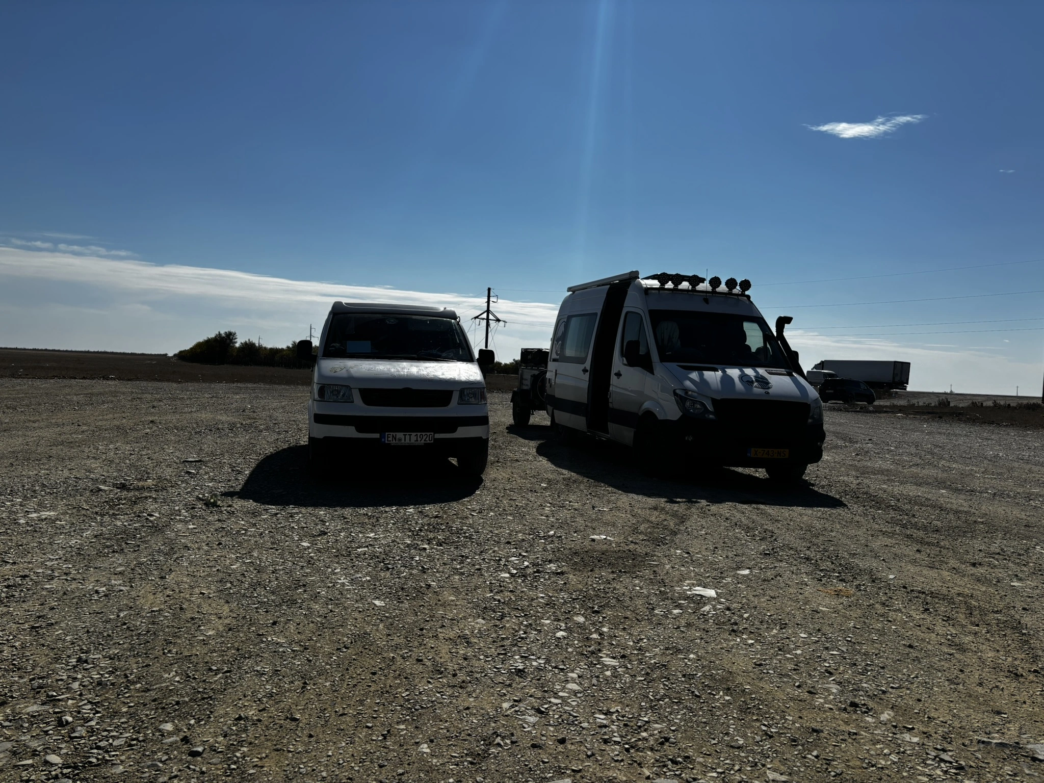 Steppe met de buscamper