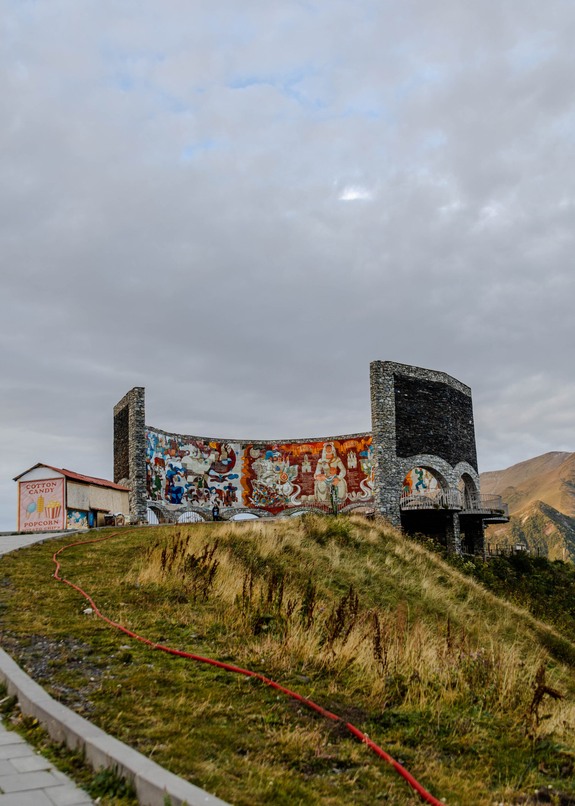 Vriendschapsmonument Georgie-Rusland langs Military Highway