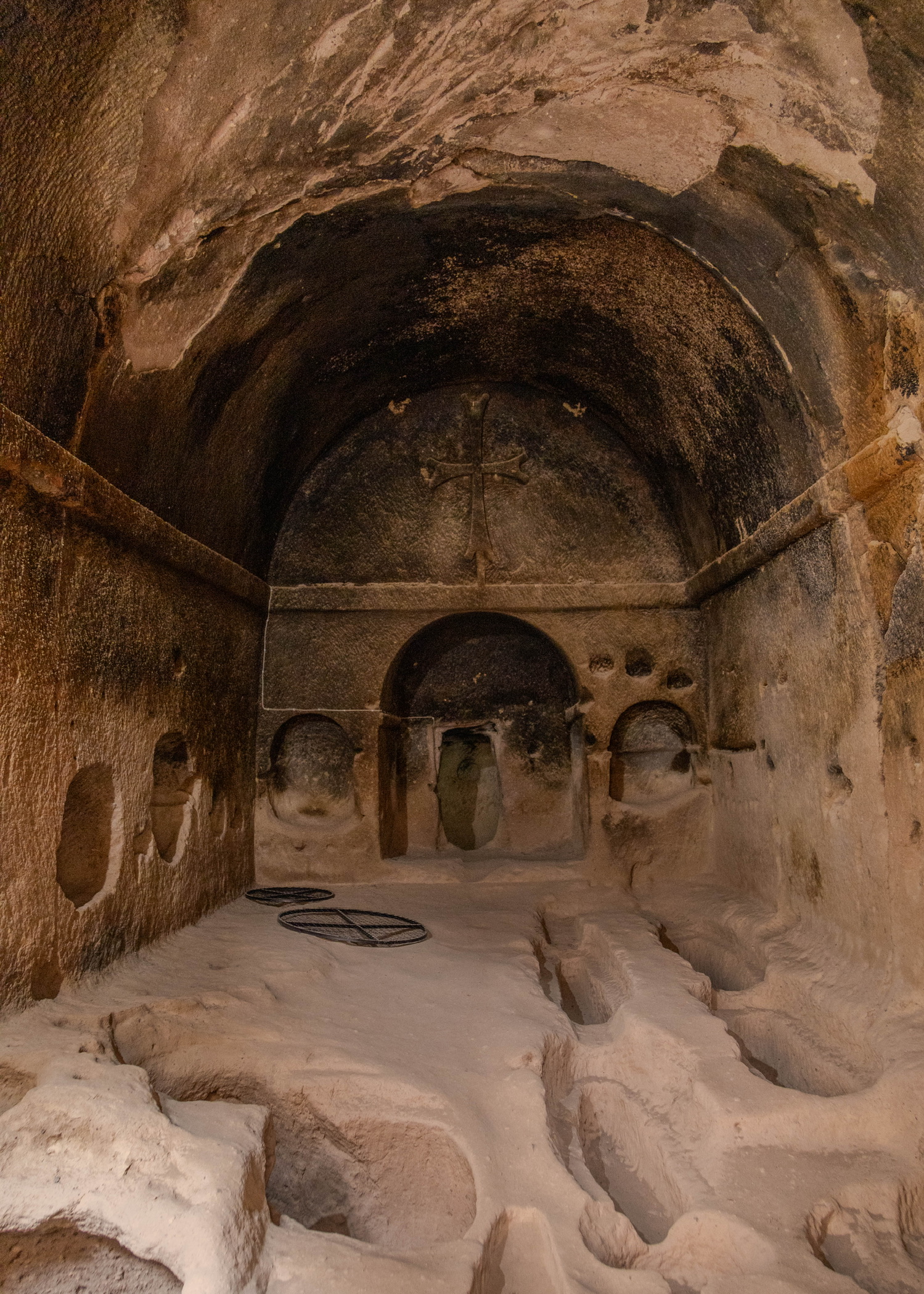 Binnenkant Gumusler Klooster Turkije 2